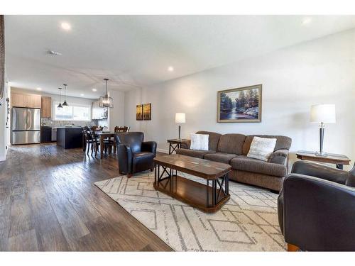 89 Verity Manor Sw, Calgary, AB - Indoor Photo Showing Living Room