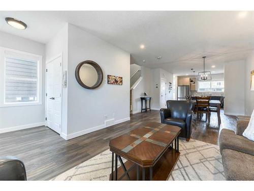 89 Verity Manor Sw, Calgary, AB - Indoor Photo Showing Living Room