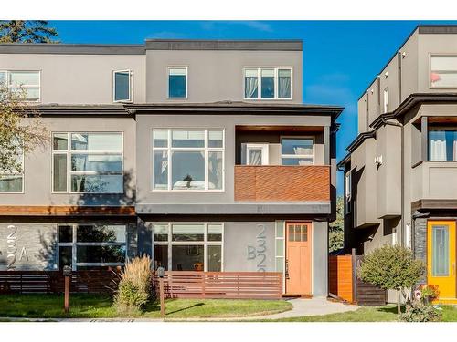 2329B Osborne Crescent Sw, Calgary, AB - Outdoor With Facade