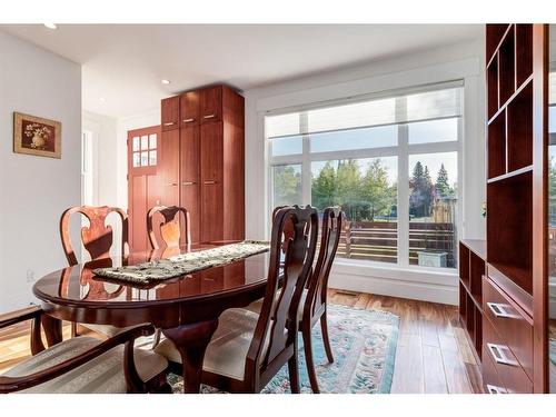 2329B Osborne Crescent Sw, Calgary, AB - Indoor Photo Showing Dining Room