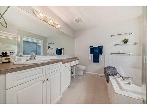 184 Chaparral Common Se, Calgary, AB - Indoor Photo Showing Bathroom