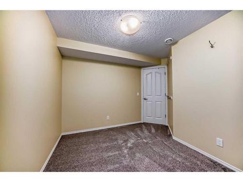 184 Chaparral Common Se, Calgary, AB - Indoor Photo Showing Other Room