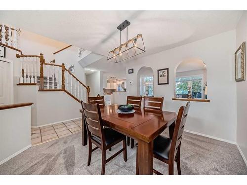 184 Chaparral Common Se, Calgary, AB - Indoor Photo Showing Dining Room