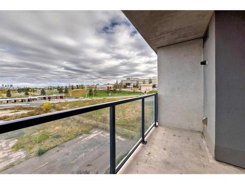 503-8710 Horton Road Sw, Calgary, AB - Indoor Photo Showing Other Room