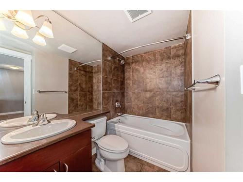 503-8710 Horton Road Sw, Calgary, AB - Indoor Photo Showing Bathroom