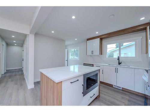 95 Holmwood Avenue Nw, Calgary, AB - Indoor Photo Showing Kitchen