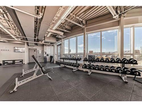 906-32 Varsity Estates Circle Nw, Calgary, AB - Indoor Photo Showing Gym Room