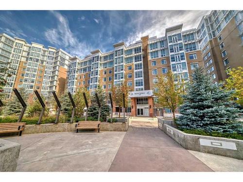 906-32 Varsity Estates Circle Nw, Calgary, AB - Outdoor With Facade