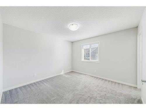 142 New Brighton Walk Se, Calgary, AB - Indoor Photo Showing Other Room