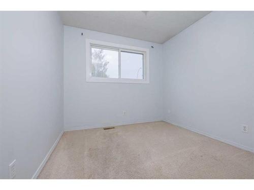 351 Penswood Way Se, Calgary, AB - Indoor Photo Showing Other Room