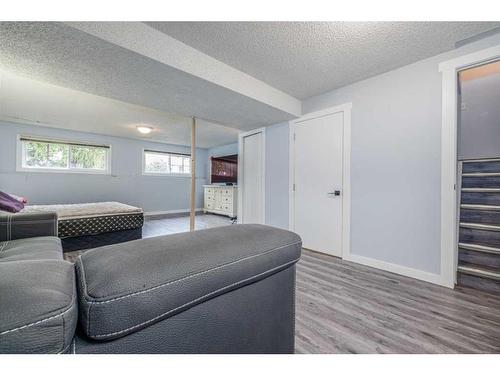 351 Penswood Way Se, Calgary, AB - Indoor