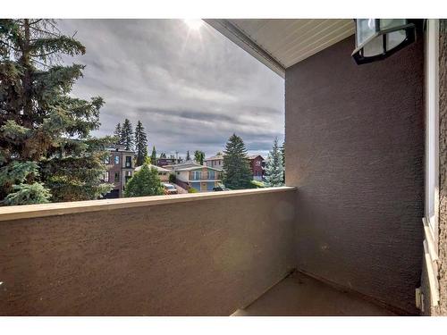 1-2018 27 Avenue Sw, Calgary, AB - Outdoor With Balcony