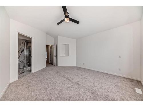 289 Hampstead Road Nw, Calgary, AB - Indoor Photo Showing Other Room