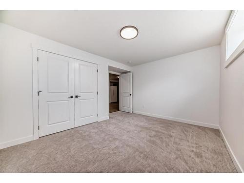 289 Hampstead Road Nw, Calgary, AB - Indoor Photo Showing Other Room