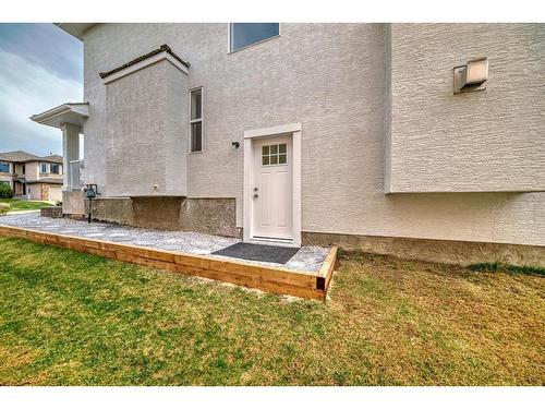 289 Hampstead Road Nw, Calgary, AB - Outdoor With Exterior