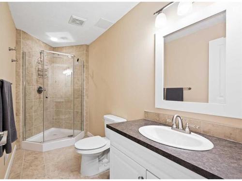 169 Patterson Boulevard Sw, Calgary, AB - Indoor Photo Showing Bathroom