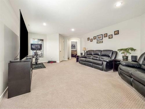 667 Marie Van Haarlem Crescent North, Lethbridge, AB - Indoor