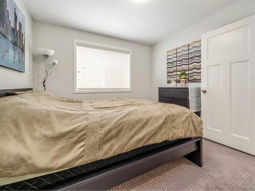 667 Marie Van Haarlem Crescent North, Lethbridge, AB - Indoor Photo Showing Bedroom