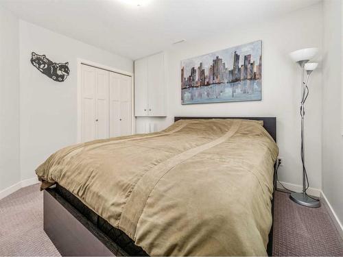 667 Marie Van Haarlem Crescent North, Lethbridge, AB - Indoor Photo Showing Bedroom