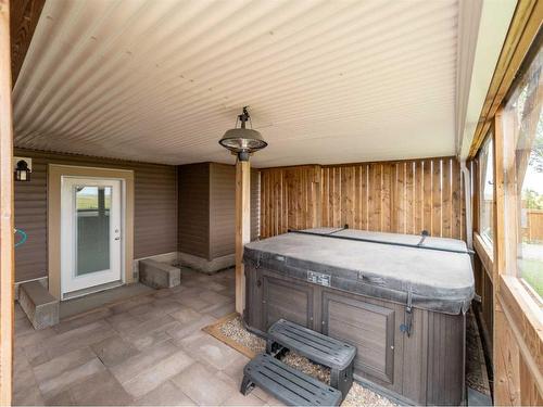 667 Marie Van Haarlem Crescent North, Lethbridge, AB - Outdoor With Exterior