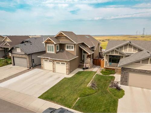 667 Marie Van Haarlem Crescent North, Lethbridge, AB - Outdoor With Facade