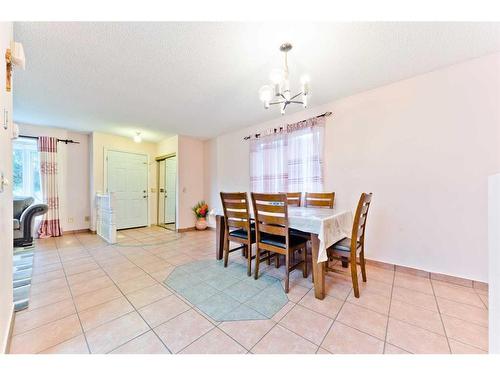 6039 Martingrove Road Ne, Calgary, AB - Indoor Photo Showing Dining Room