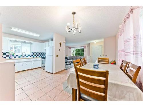 6039 Martingrove Road Ne, Calgary, AB - Indoor Photo Showing Dining Room