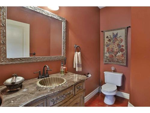 53 Westpoint Way Sw, Calgary, AB - Indoor Photo Showing Bathroom