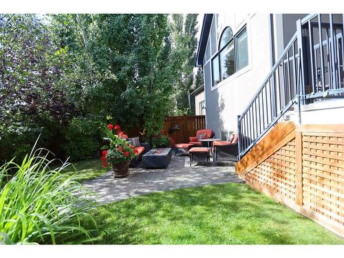 53 Westpoint Way Sw, Calgary, AB - Outdoor