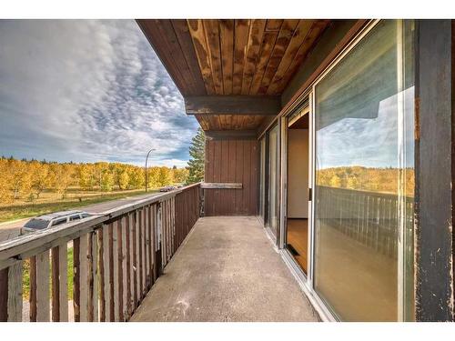 327 44 Avenue Nw, Calgary, AB - Outdoor With Balcony With Exterior