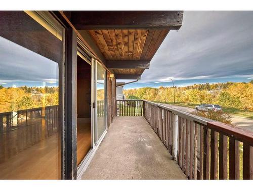 327 44 Avenue Nw, Calgary, AB - Outdoor With Balcony With Exterior