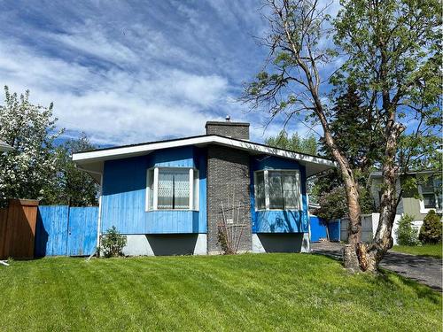 2731 Grant Crescent Sw, Calgary, AB - Outdoor