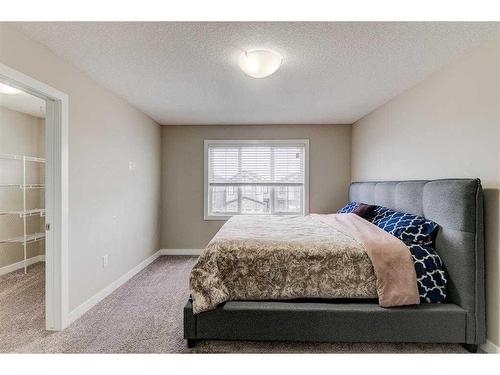 138 Nolanhurst Rise Nw, Calgary, AB - Indoor Photo Showing Other Room