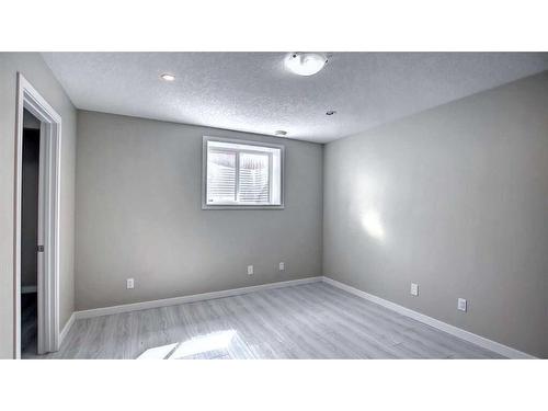 138 Nolanhurst Rise Nw, Calgary, AB - Indoor Photo Showing Other Room