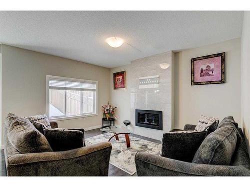 138 Nolanhurst Rise Nw, Calgary, AB - Indoor Photo Showing Bathroom