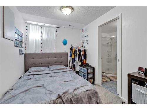 349 Martindale Boulevard Ne, Calgary, AB - Indoor Photo Showing Bedroom