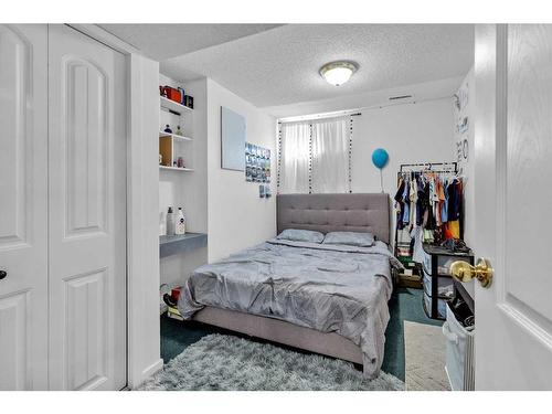 349 Martindale Boulevard Ne, Calgary, AB - Indoor Photo Showing Bedroom