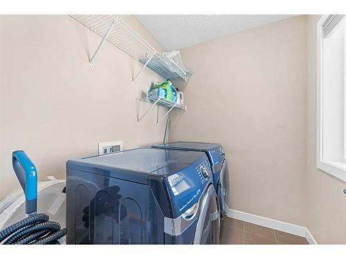 237 Panton Way Nw, Calgary, AB - Indoor Photo Showing Laundry Room