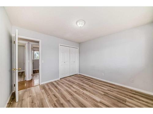 1059 Abbeydale Drive Ne, Calgary, AB - Indoor Photo Showing Other Room