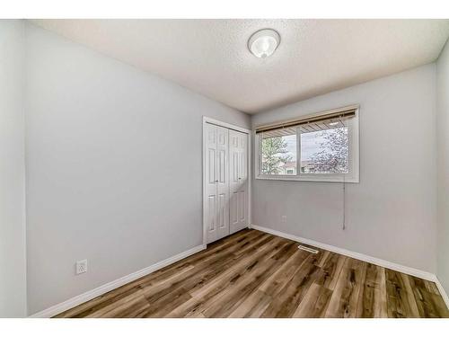 1059 Abbeydale Drive Ne, Calgary, AB - Indoor Photo Showing Other Room