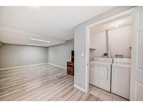 1059 Abbeydale Drive Ne, Calgary, AB - Indoor Photo Showing Laundry Room