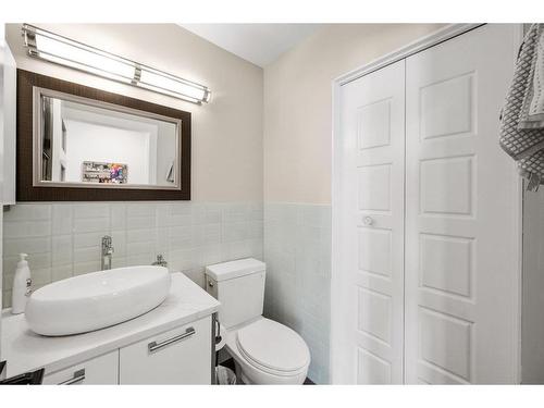 139 Catalina Place Ne, Calgary, AB - Indoor Photo Showing Bathroom