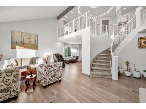 139 Catalina Place Ne, Calgary, AB - Indoor Photo Showing Living Room