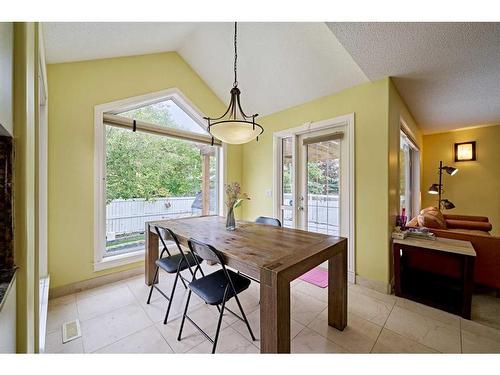 132 Evergreen Close Sw, Calgary, AB - Indoor Photo Showing Dining Room