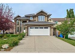 132 Evergreen Close SW Calgary, AB T2Y 2X8