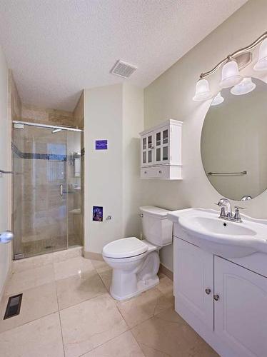 132 Evergreen Close Sw, Calgary, AB - Indoor Photo Showing Bathroom