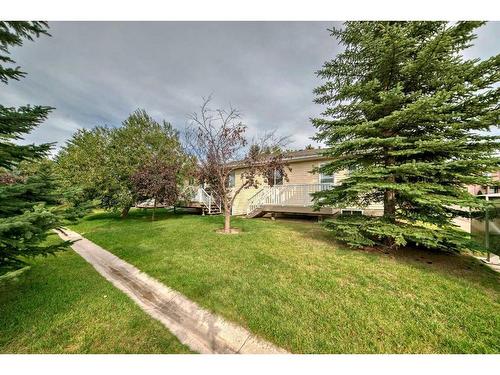 3327 28 Street Se, Calgary, AB - Outdoor