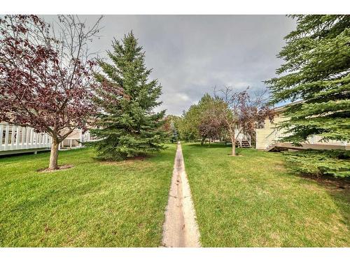 3327 28 Street Se, Calgary, AB - Outdoor