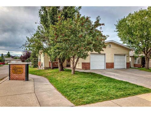 3327 28 Street Se, Calgary, AB - Outdoor