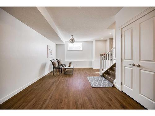 514 34 Avenue Ne, Calgary, AB - Indoor Photo Showing Other Room